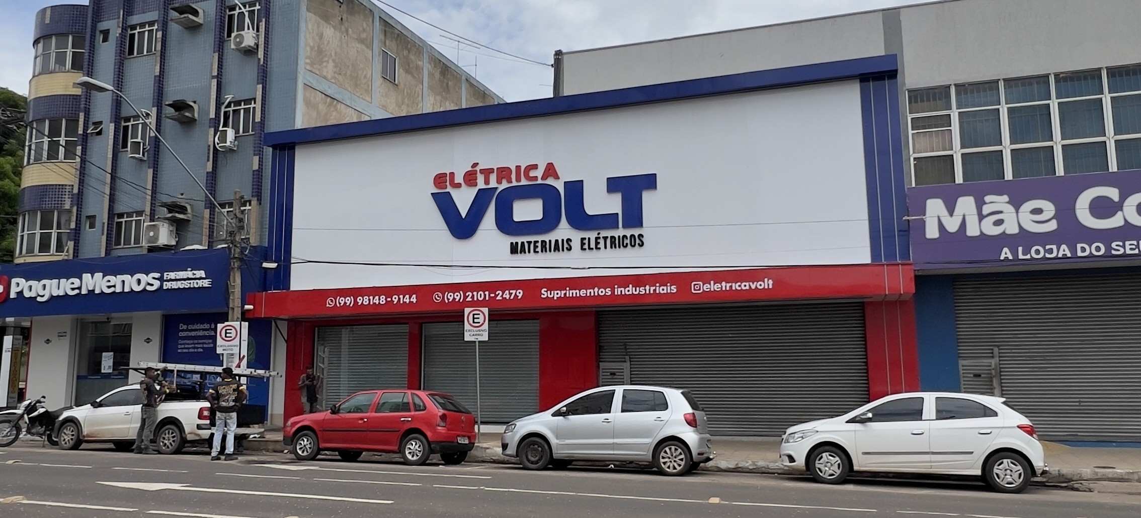 Fachada Comercial